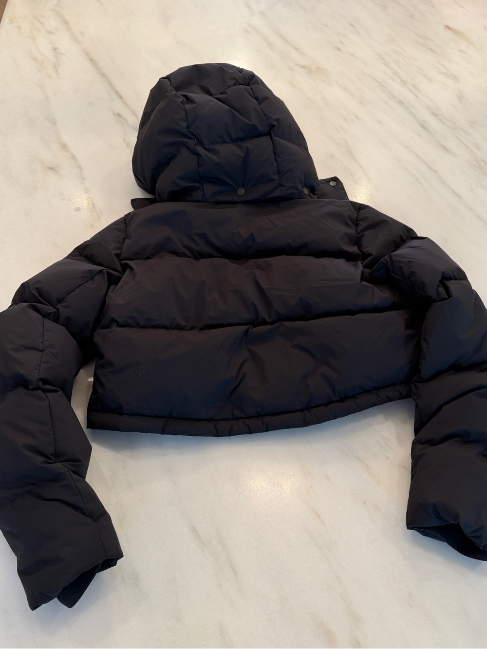 Lululemon wunder puff cropped jacket sz 4 in black GUC - Picture 9 of 10